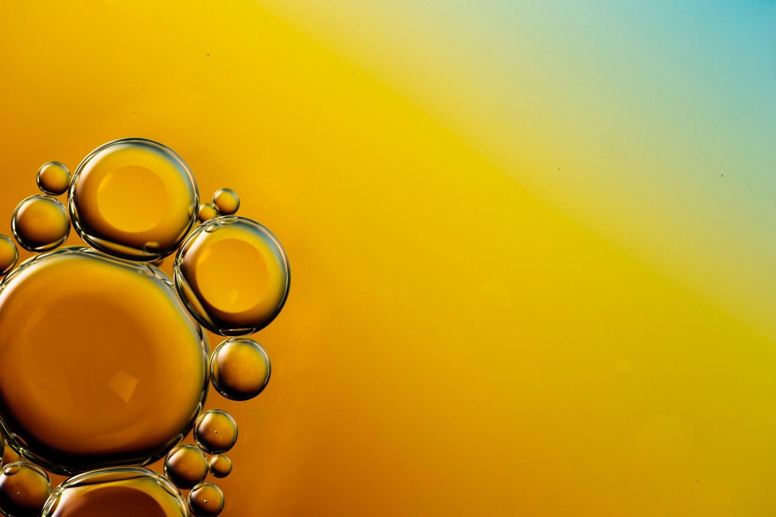 How are essential oils made?